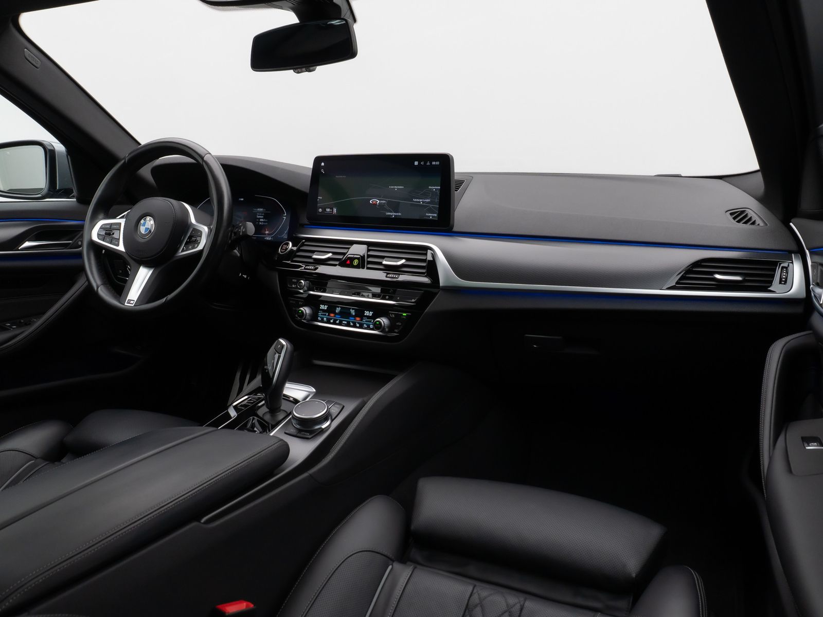 Fahrzeugabbildung BMW 540d xD M SportPro Panoram Kamera Laser HUD HiFi