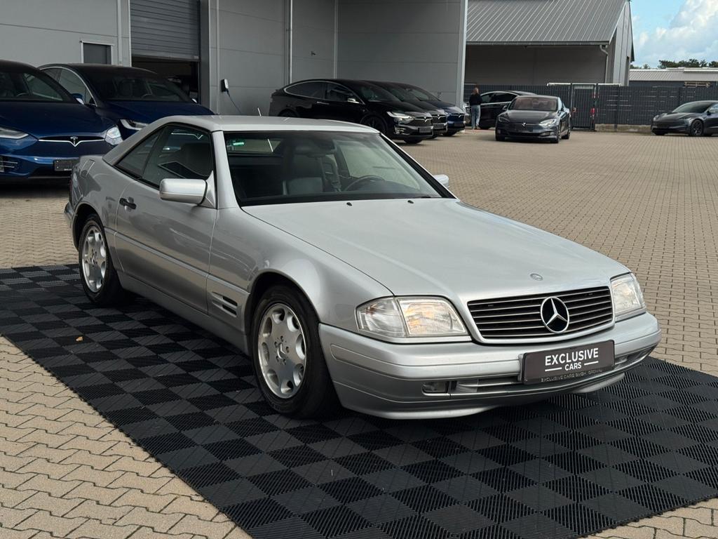 Mercedes-Benz SL 320