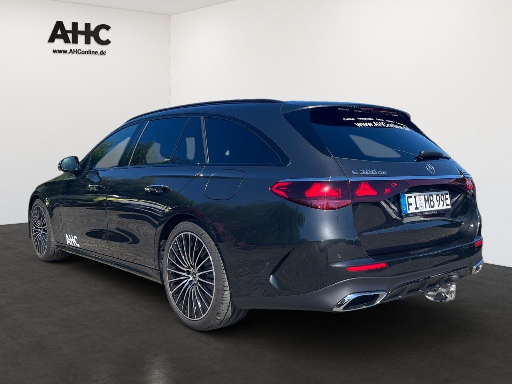 Fahrzeugabbildung Mercedes-Benz E 300 de 4MATIC T-Modell mit EQ Hybrid Technolog