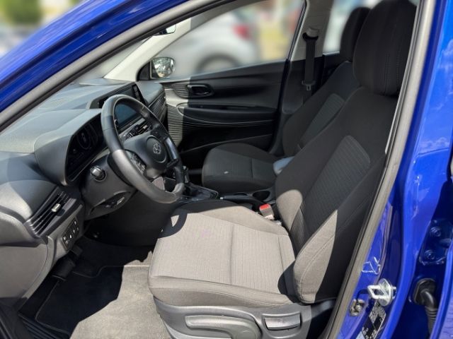 Fahrzeugabbildung Hyundai i20 Advanced 1.0 T-GDI +CARPLAY+TEMPOMAT+SHZ+RFK
