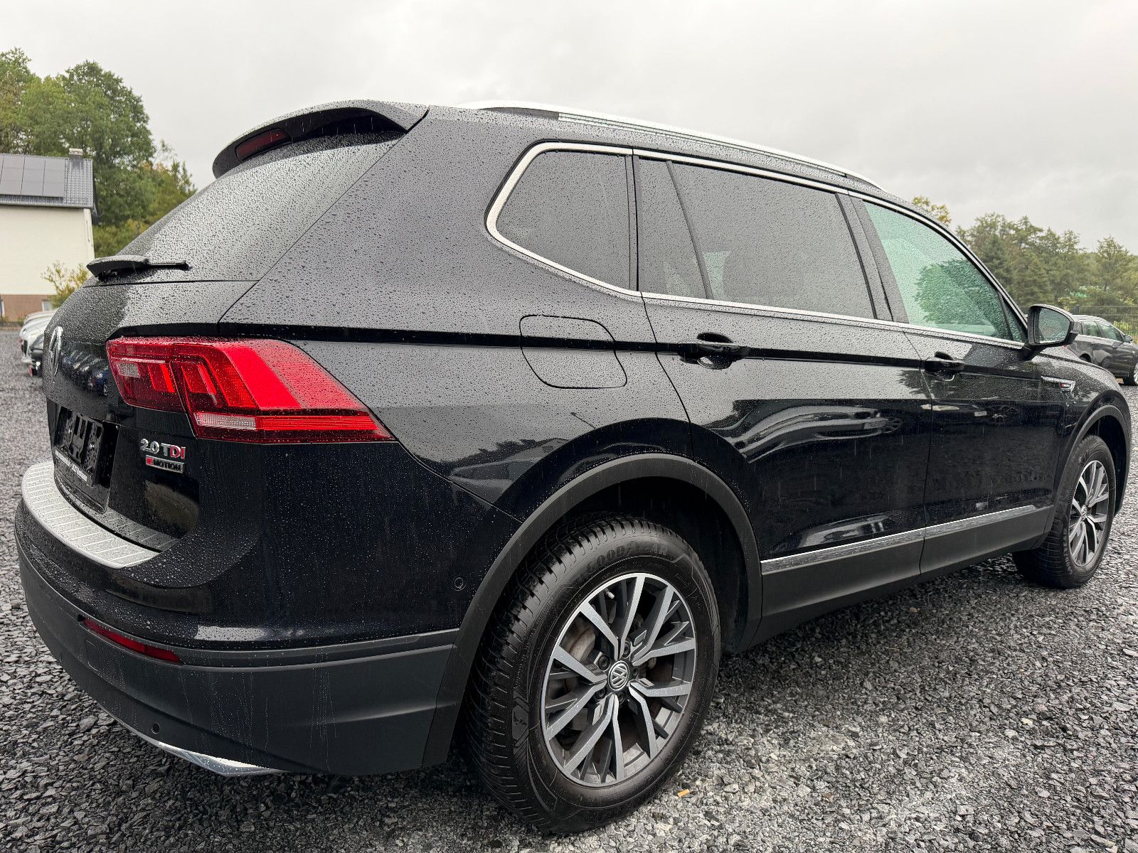 VW Tiguan Allspace 4Motion 7 Sitzer/Scheckheft – Foto 6