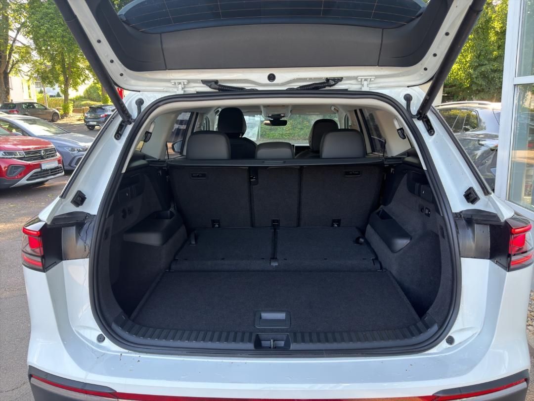 Fahrzeugabbildung Volkswagen Tayron 1.5 eTSI W Elegance 360,AHK,Kamera,LED,LM