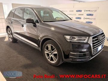 Audi Q7 - 1