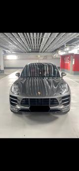 Porsche Macan Turbo  - Porsche: Unfallwagen