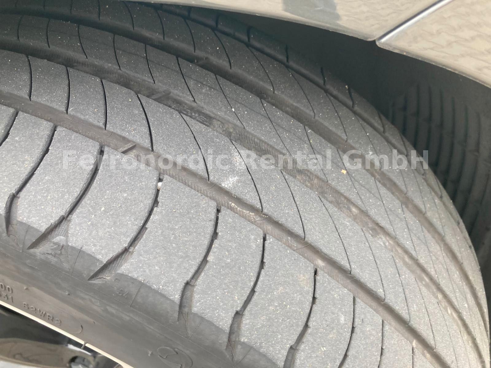Volvo S60 B5 Milde-Hybrid Inscription, миниатюра 25