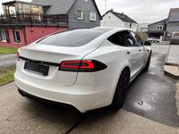 Tesla Model S Long Range FSD HW4 komplett gedämmt