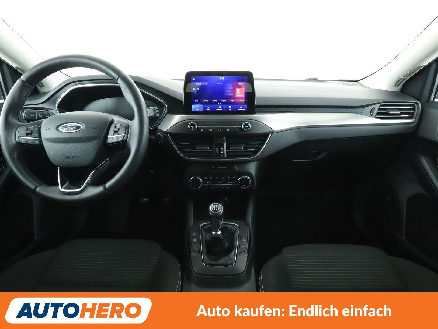 Ford Focus 1.0 EcoBoost Titanium*NAVI*CAM*SPUR*PDC*