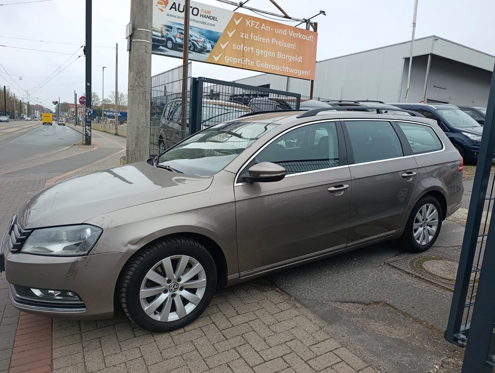 Volkswagen Passat Variant Comfortline*NAVI*DSG*SITZH*PDC*