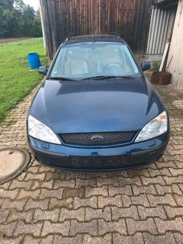 Ford Mondeo chia