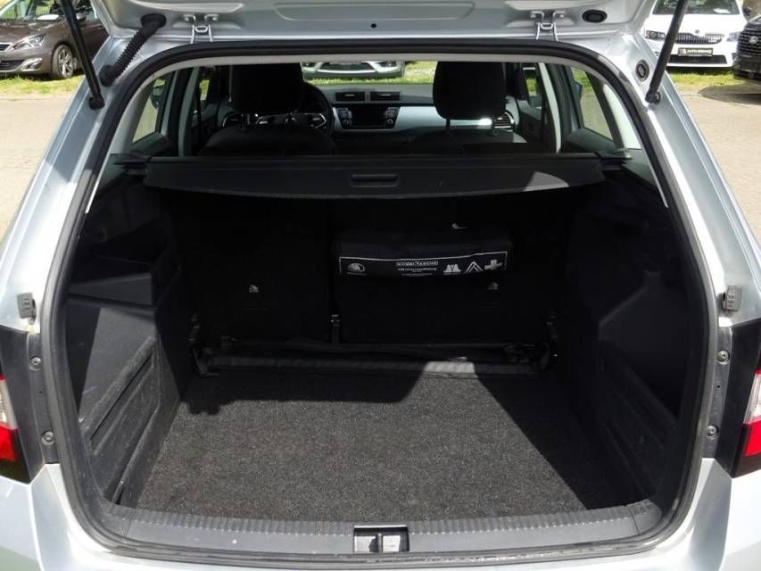 Fahrzeugabbildung SKODA Fabia Combi 1.0 TSI Ambition