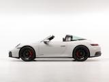 Porsche 992 Targa 4 GTS - graue Porsche 992