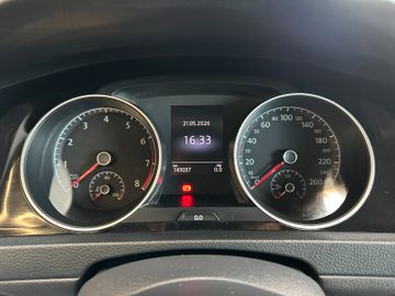 Volkswagen Golf 7 CUP*TÜV 082027*TEMPO*SZHZ*PDC*