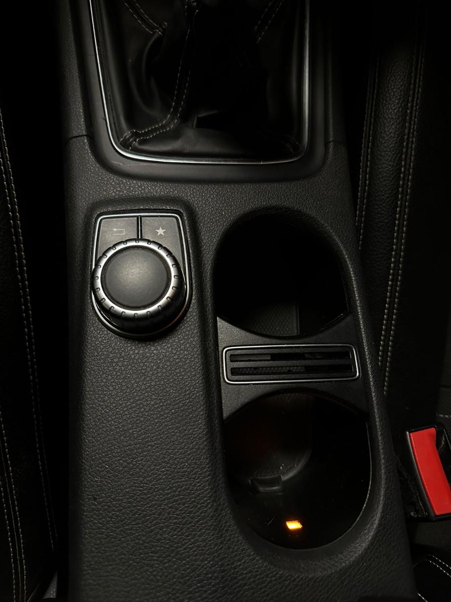 Mercedes-Benz A200 2015 — photo 34