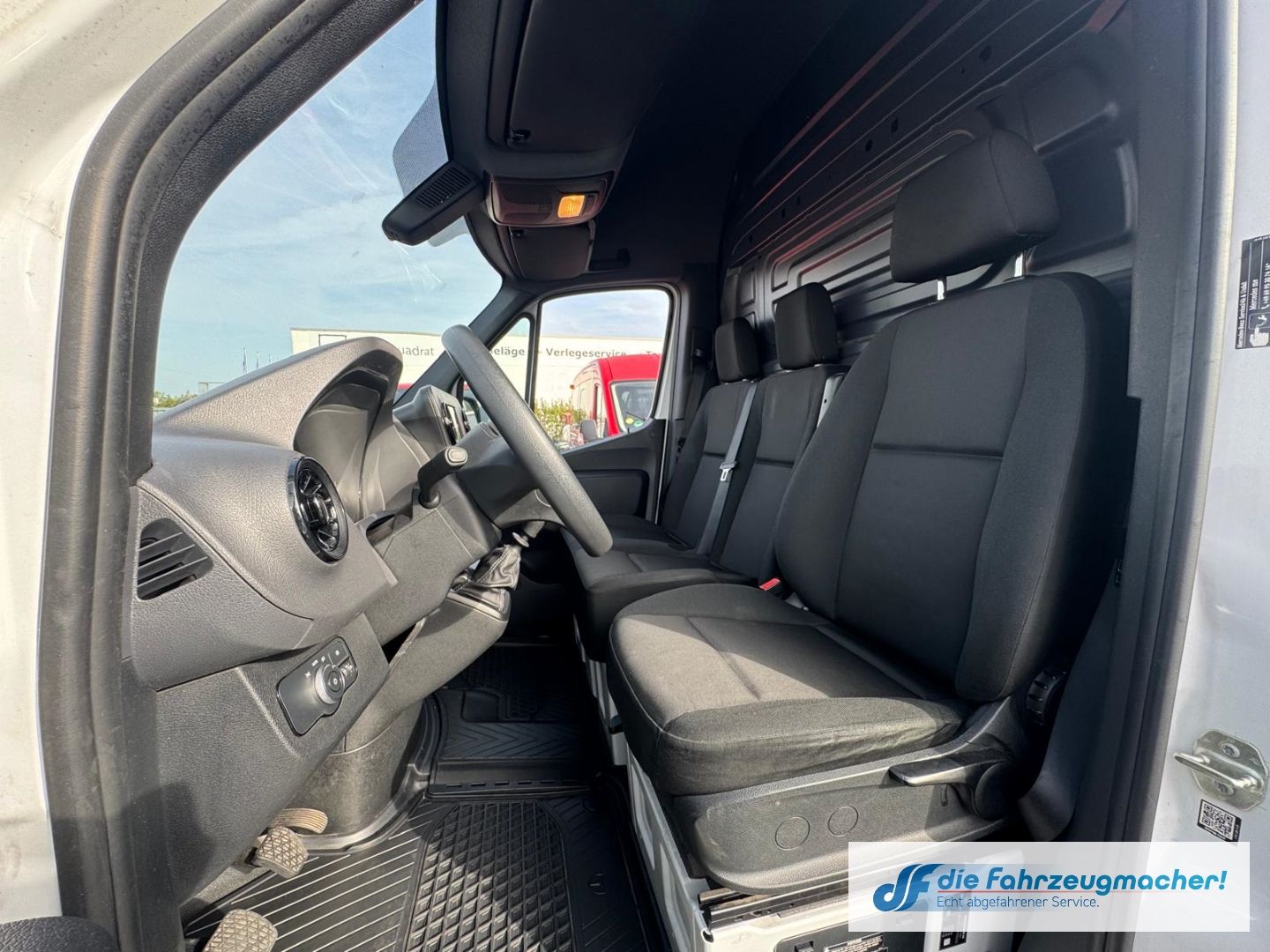 Fahrzeugabbildung Mercedes-Benz Sprinter Kasten MAXI 315CDI L4 Navi Kamer CarPla