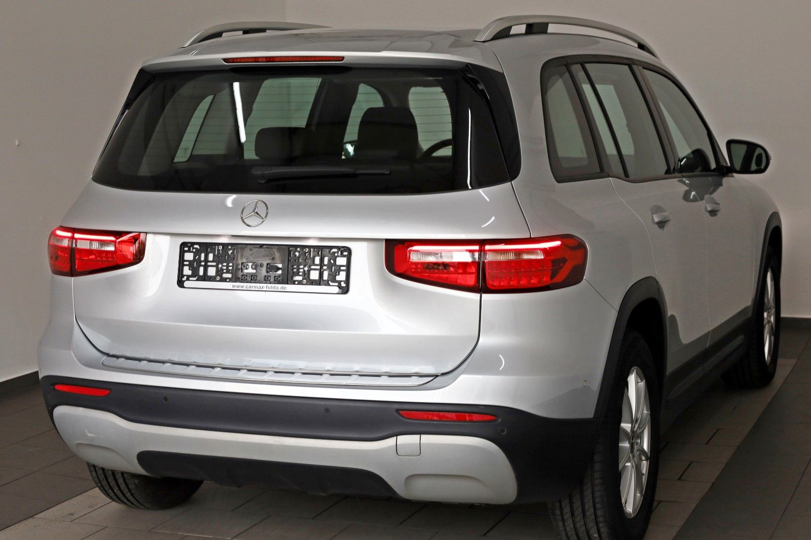 Fahrzeugabbildung Mercedes-Benz GLB 200d T.Leder,Navi,LED,SH,Park Paket,Kamera