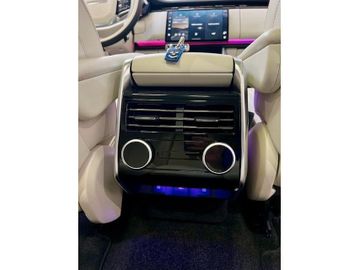 Land-Rover Range Rover - 11