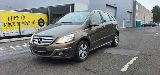 Mercedes-Benz B 180  BlueEFFICIENCY Benzin/Gas ab Werk