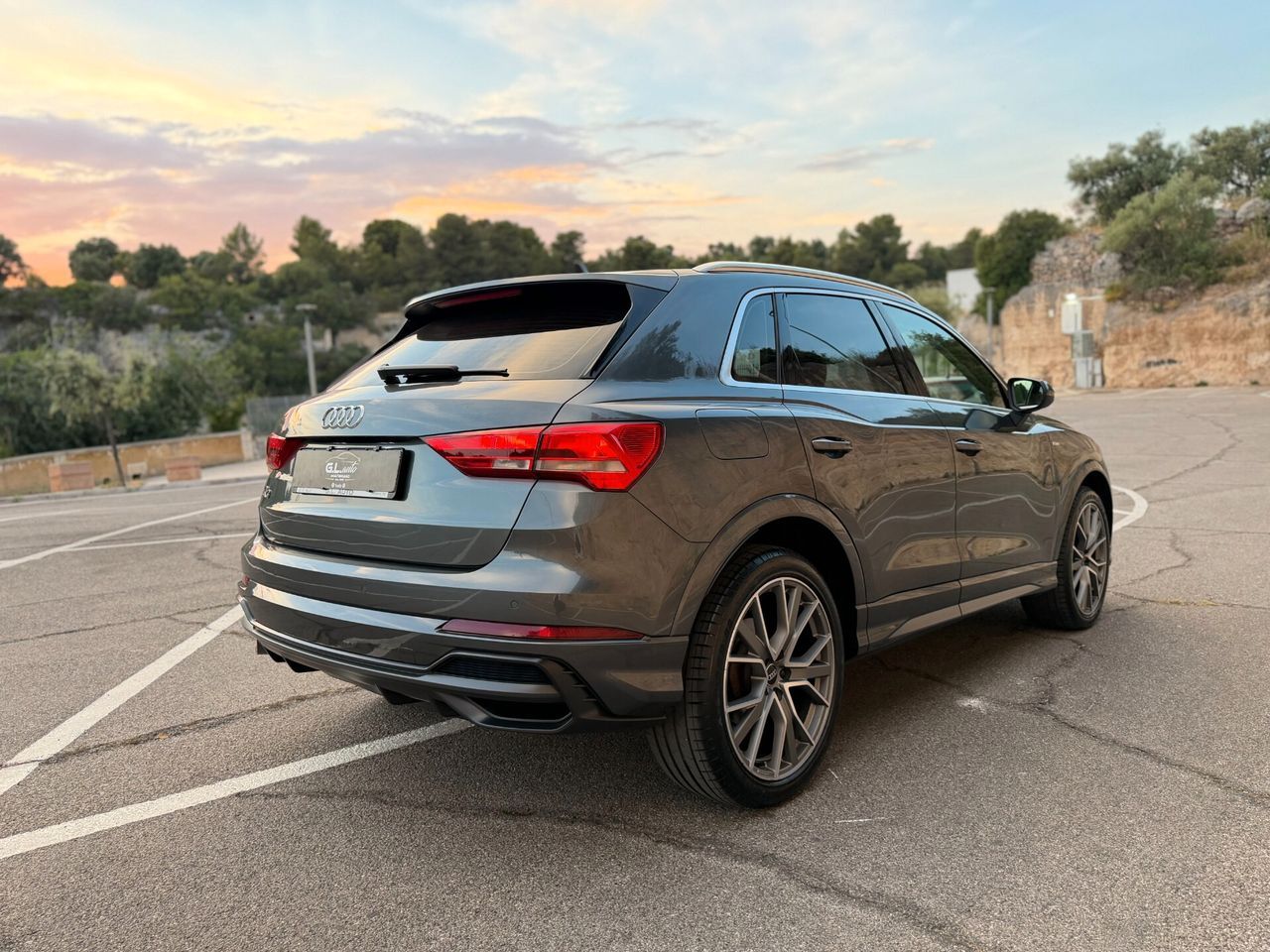 Audi Q3 S-LINE EDITION/2.0 150CV/ 20"/IVA ESPOST imagem 2
