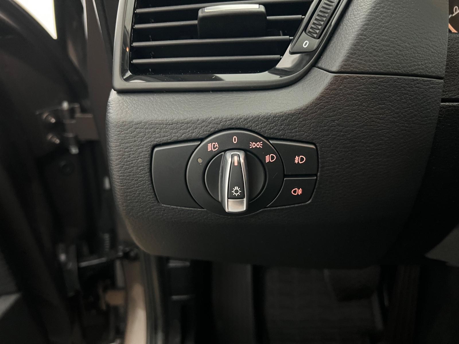 BMW X1 sDrive 20i / 1.HD / NUR 58.tKM / XENON / NAVI