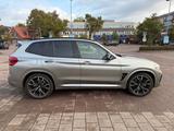 BMW X3 M Comp., Vollausstattung, 2. Hand - graue BMW X3 M