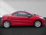 Peugeot 207 CC 155 THP Roland Garros - gebrauchte Peugeot 207 aus dem Jahr 2012