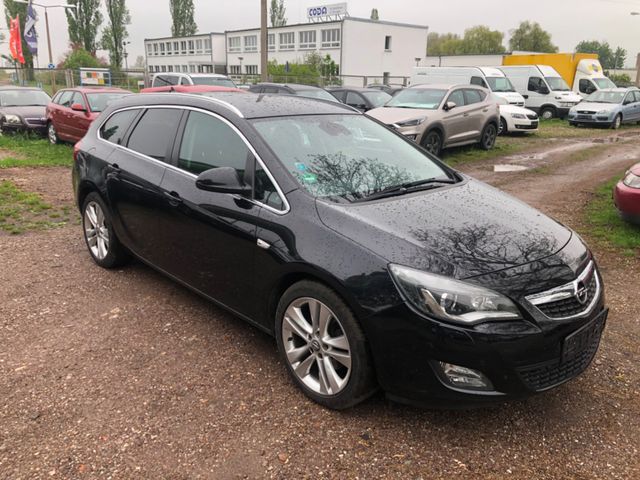 Opel Astra J Sports Tourer Innovation  1,6 Turbo