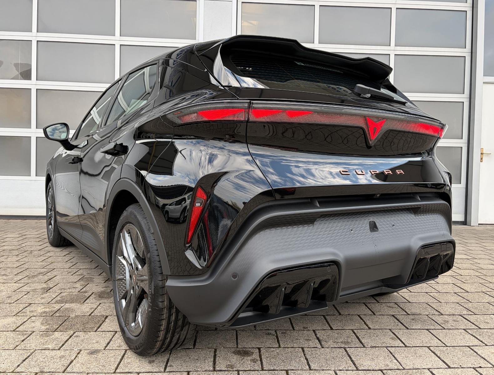 Cupra Raval ENDURANCE 52KWH EDGE SCHALENSI 5J GARANTIE