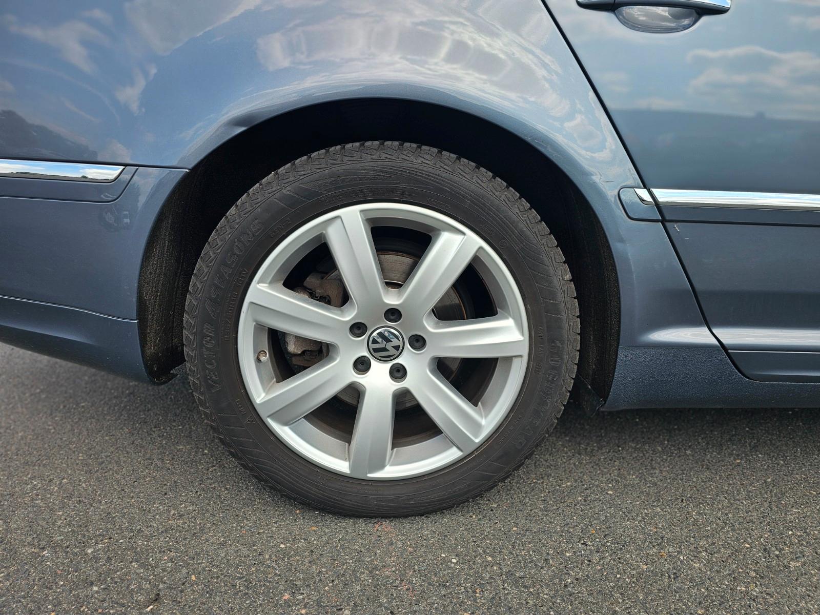 Volkswagen Phaeton V6 TDI 5-Sitzer 4Motion/4X E Sitze/ESD