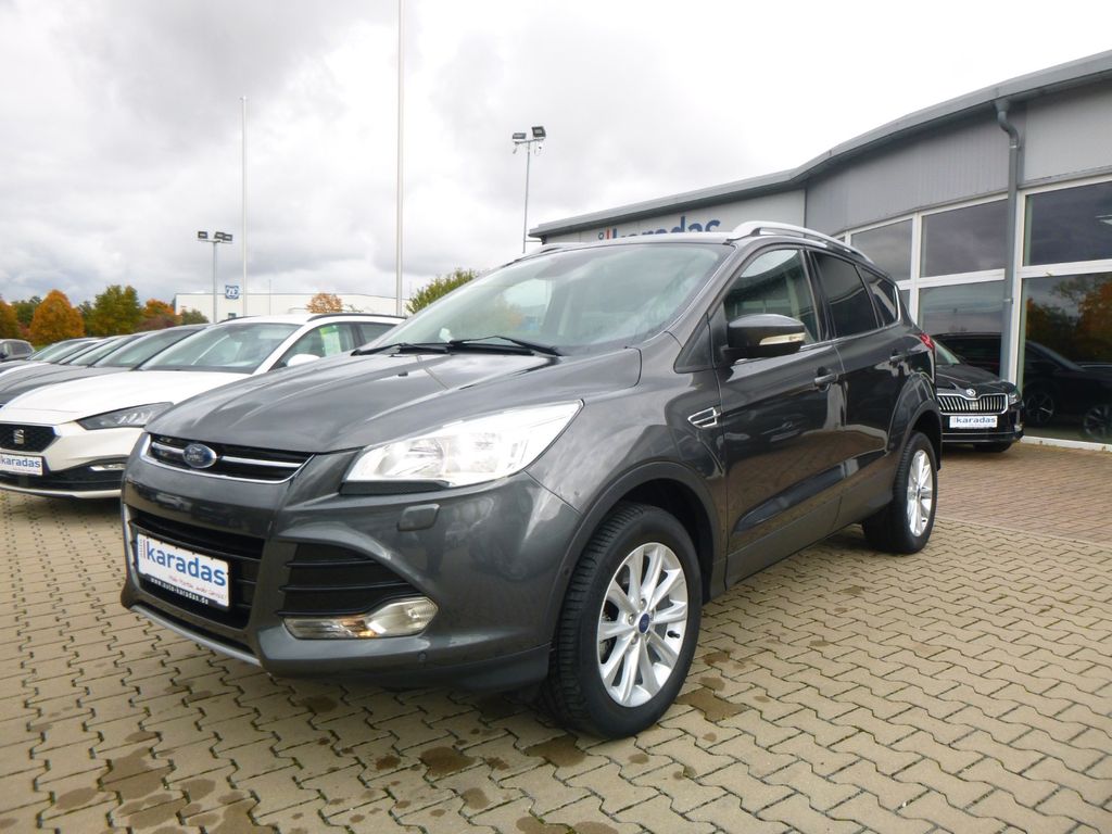 Ford Kuga 2,0 TDCi Titanium >4x4/AHK/Sitzheiz/PDC<