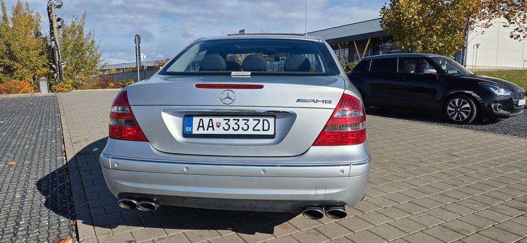 Mercedes-Benz E 55 AMG