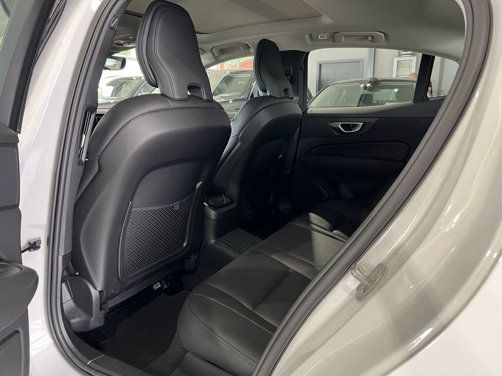 Volvo S60 T8 Ultimate Dark Recharge AWD 360° HeadUp