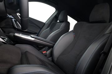 BMW X1 sDrive20i M Sport ACC H&K RFK 18" 8-fach