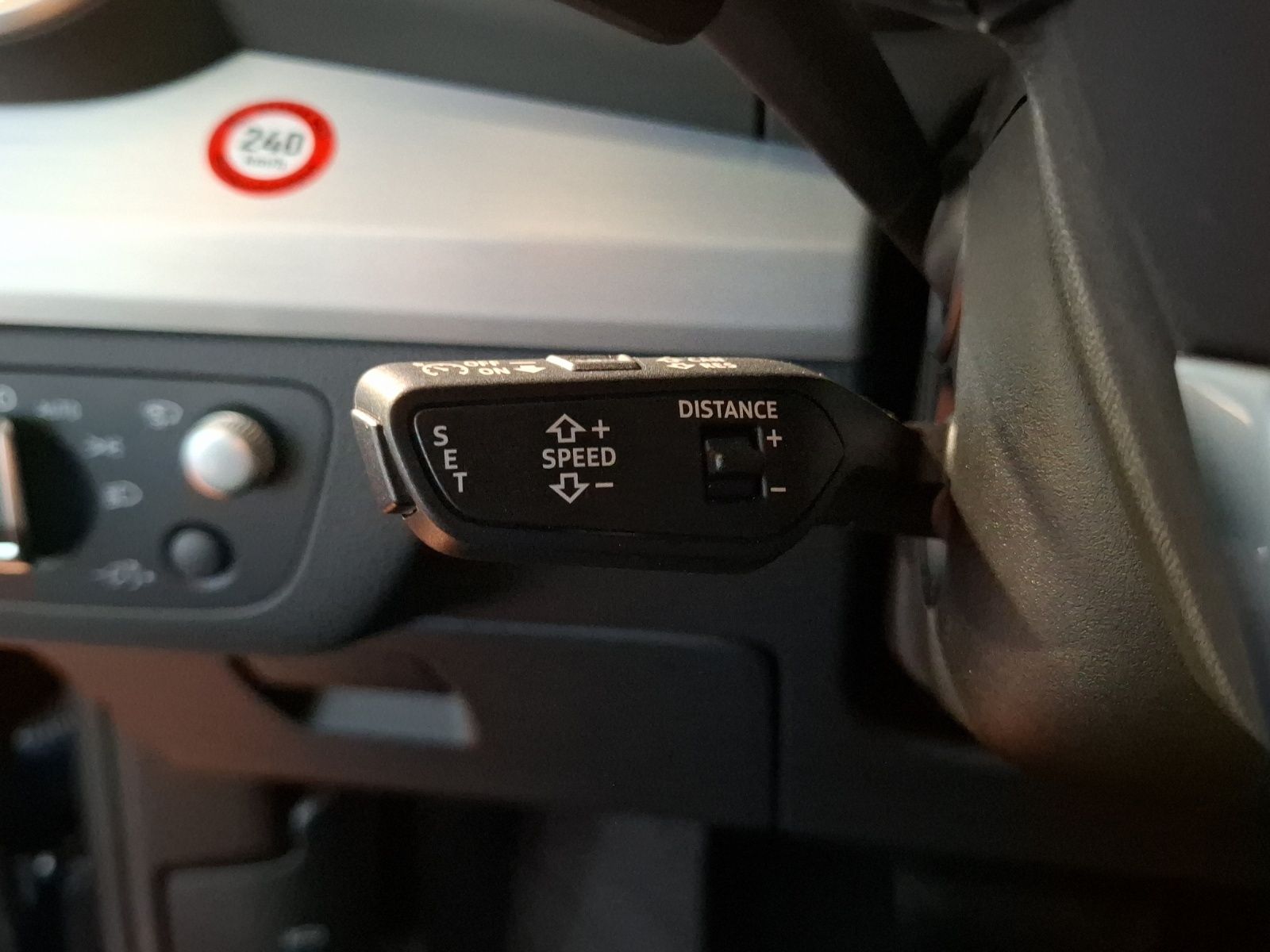 Fahrzeugabbildung Audi Q5 45 TFSI S-Line quattro S-tronic STH Matrix AH