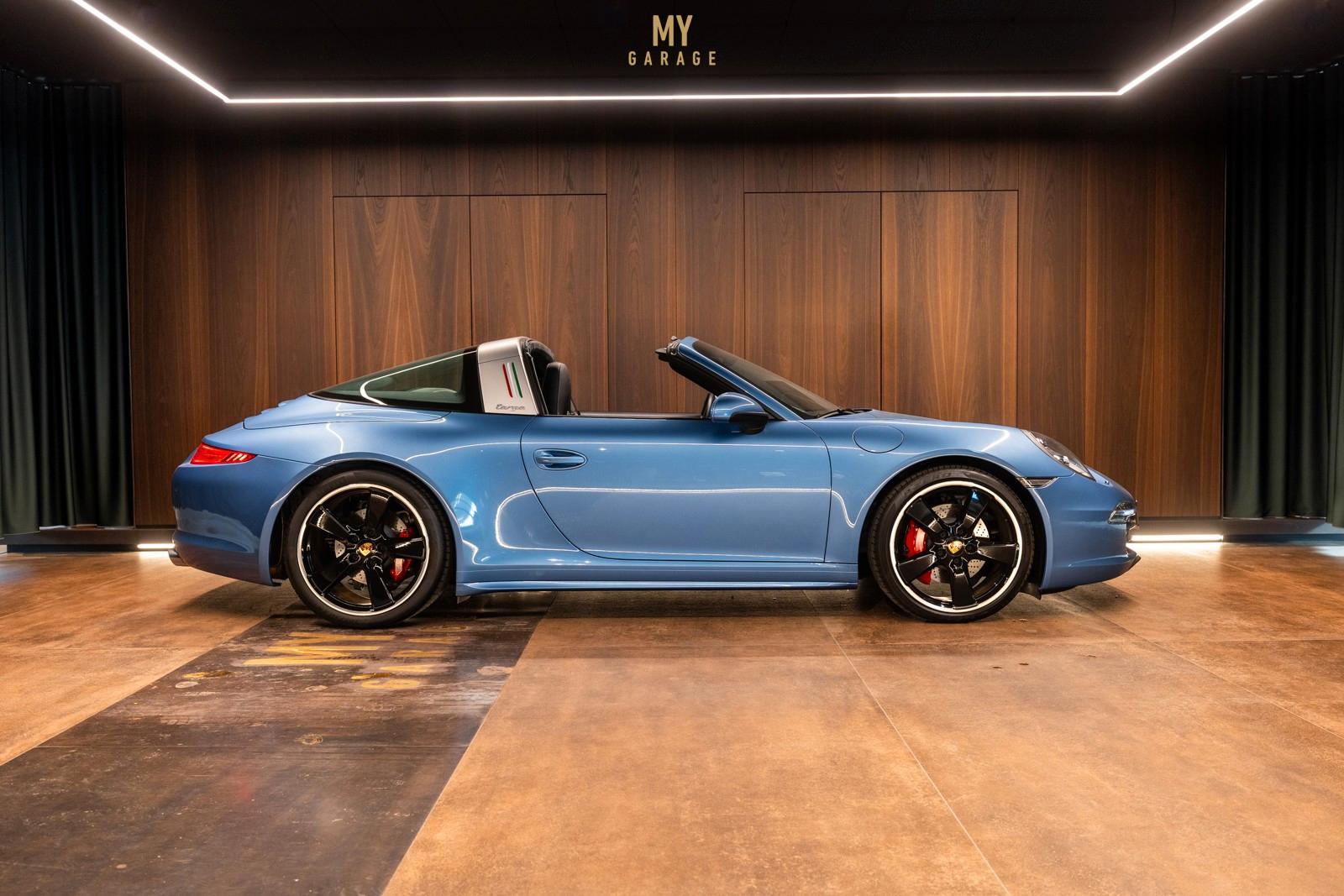 Porsche 911 Targa 4 S "Italia Edition" 1 of 30