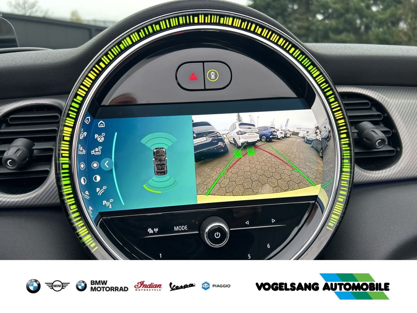 Fahrzeugabbildung MINI Cooper S Cabrio MINI Yours Trim,HeadUp,Rückfahrk