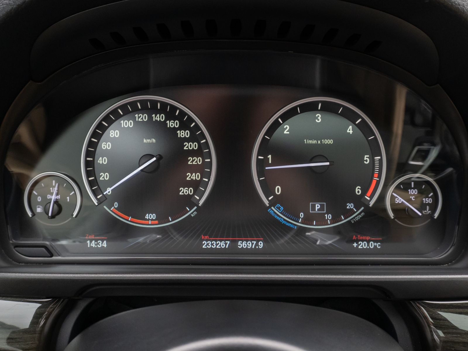 Fahrzeugabbildung BMW 530d xD M Sport Kamera HUD NaviPro Panorama HiFi