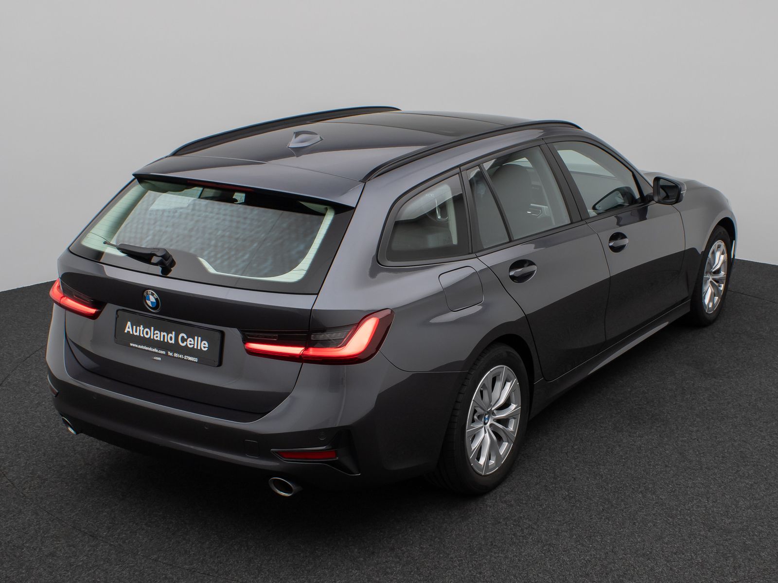Fahrzeugabbildung BMW 320i Panorama DAB CockPitPr DrivAssist PDC Alarm