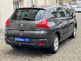Peugeot 3008 Active Automatik/Panoramadach/RFK - Peugeot: Allradantrieb
