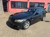 BMW 320 Baureihe 3 Touring 320d - BMW 320 aus 2008: 320d