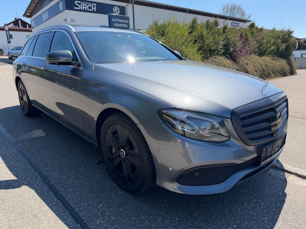 Image of Mercedes-Benz E 400