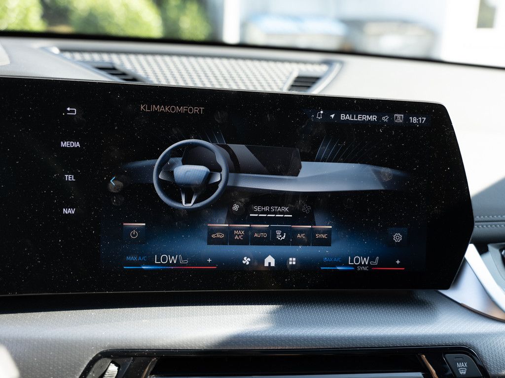 BMW X1 xDrive30e M-Sport PANO AHK HUD 360° LED ACC foto 17