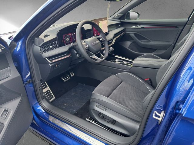 Skoda Superb Combi 2.0 TSI 4x4 Sportline*HUD*AHZV*360°