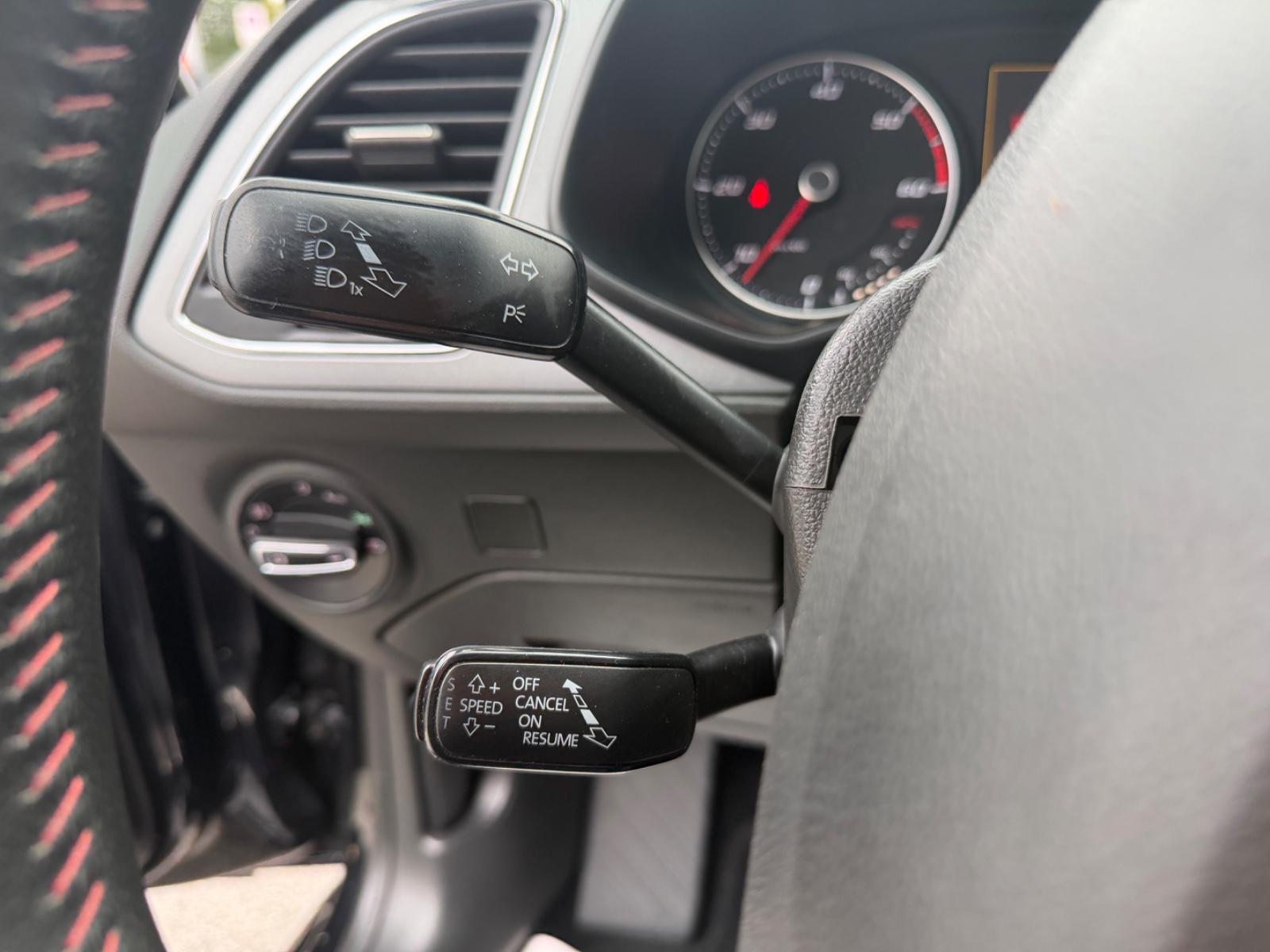 Seat Leon 2014 — photo 19