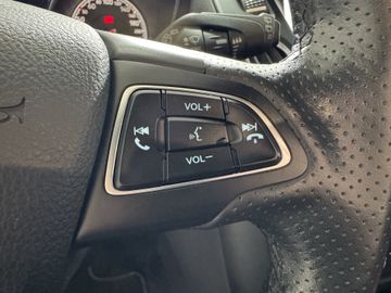 Ford Focus Turnier ST 250PS