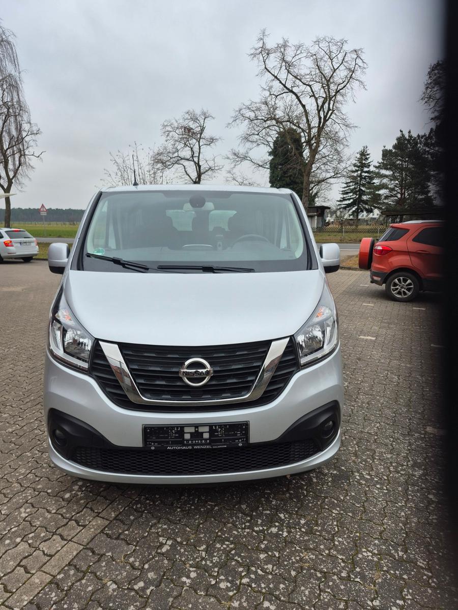 Nissan NV300 Premium. 1 Hand. L2H1. 8Sitze. Scheckheft