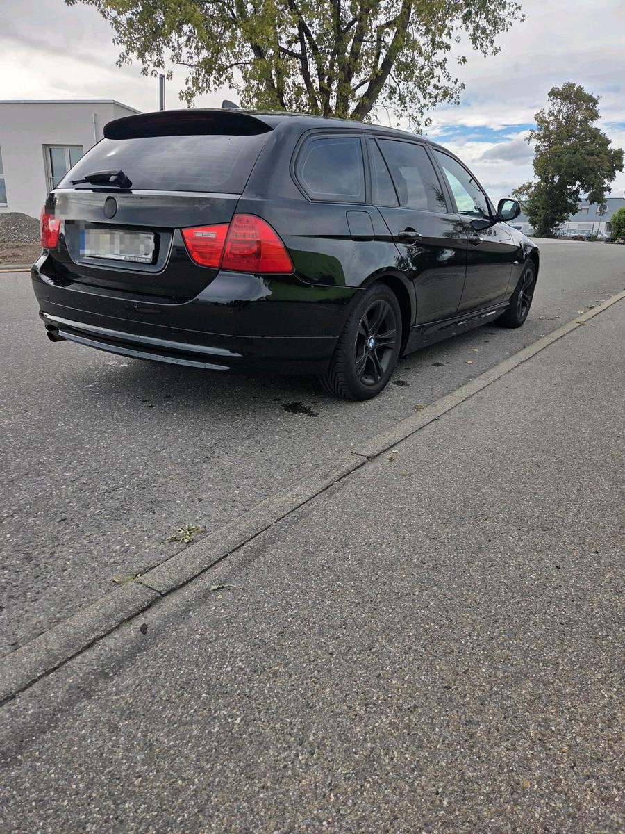 BMW 318 2012 — photo 5