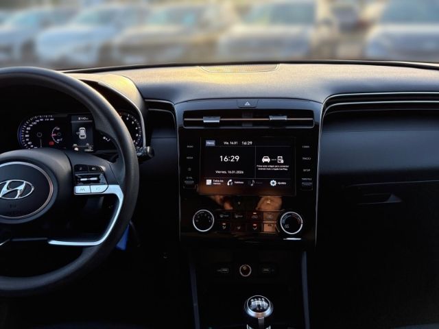 Fahrzeugabbildung Hyundai Tucson Pure 2WD +KLIMA+TEMPOMAT+CARPLAY+RADIO+UV