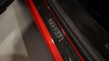 صورة مصغرة 15 لـ 2016 Ferrari 488 SPIDER