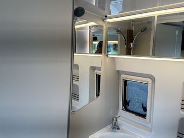 Westfalia Columbus 540 D 140 PS 8G ATG Easy Driving Solar