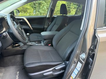 Toyota RAV 4 - 11